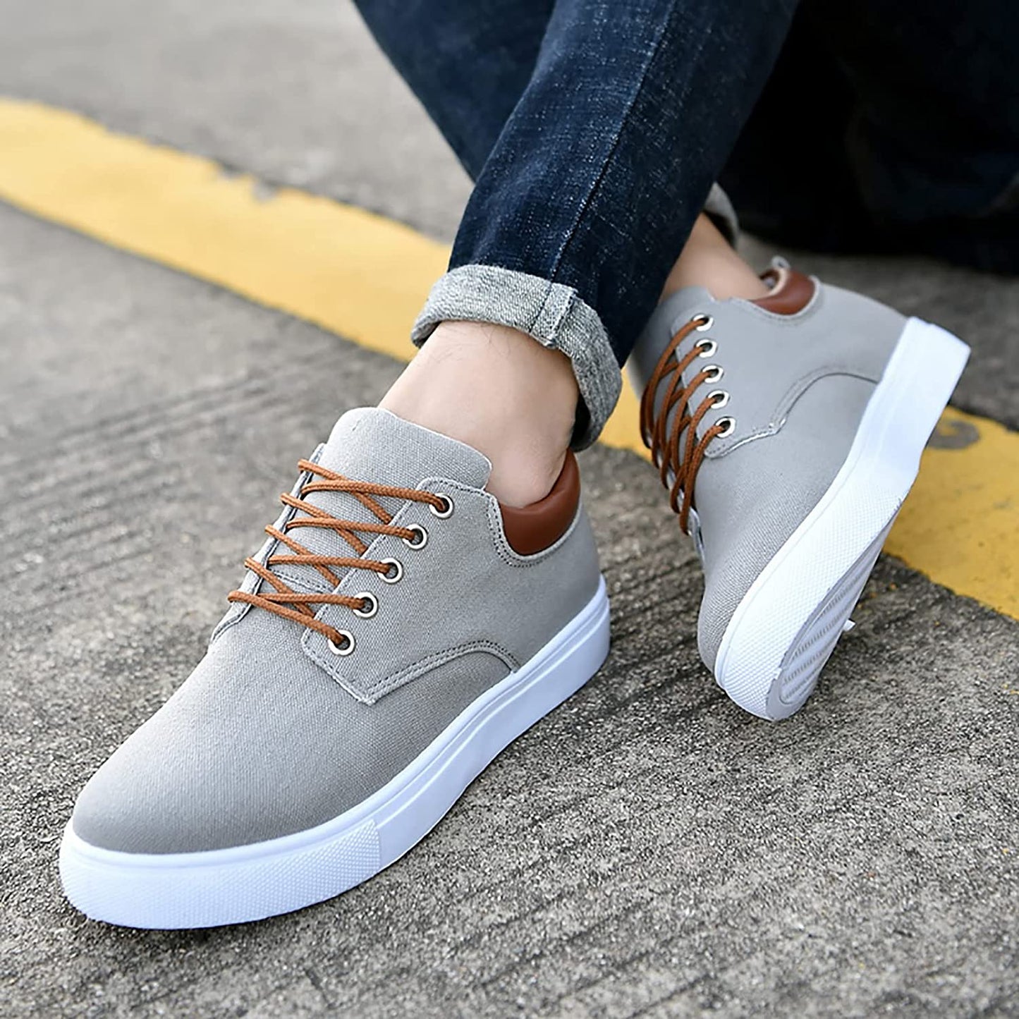 Magnus - Herren-Sneaker mit einer knackigen weißen Sohle