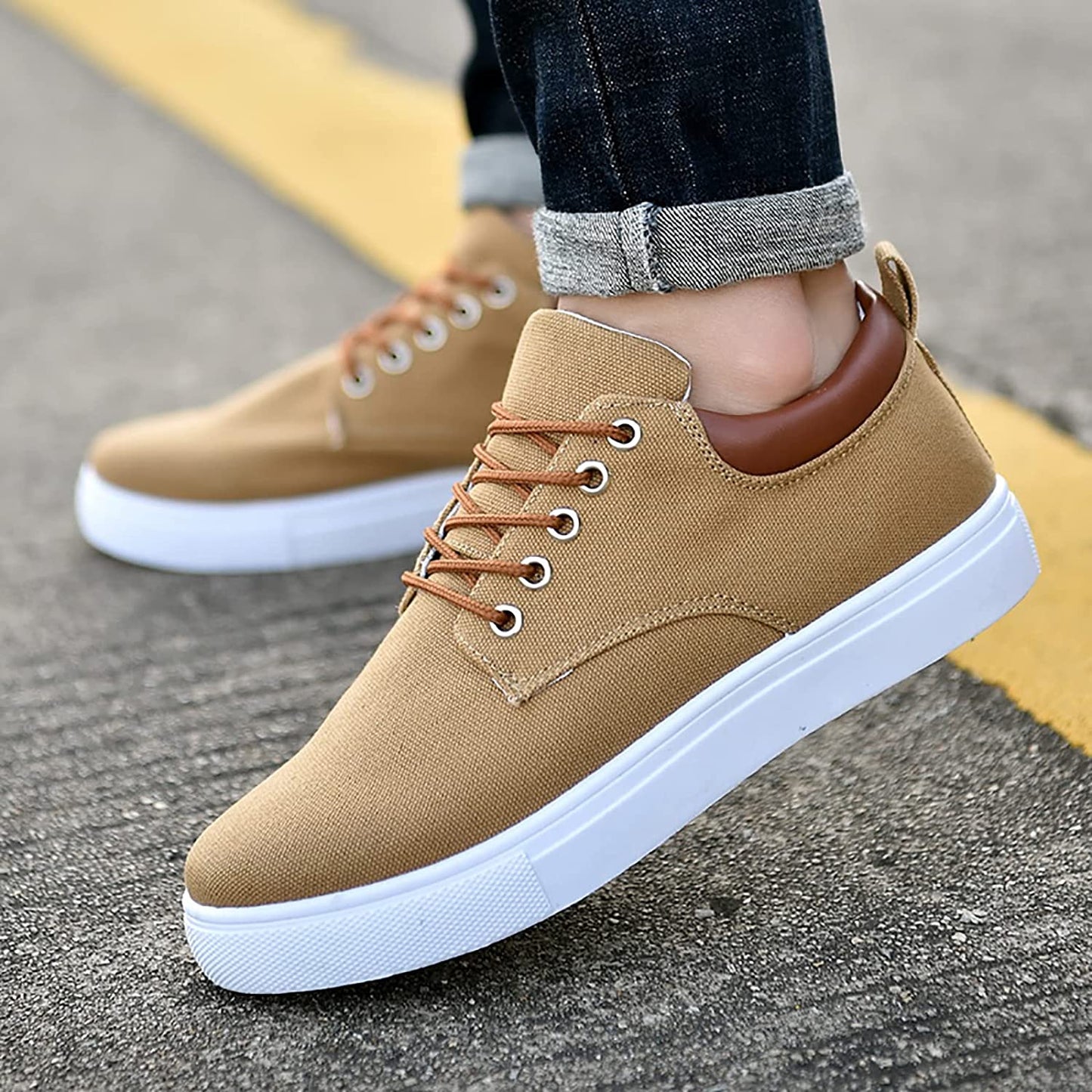 Magnus - Herren-Sneaker mit einer knackigen weißen Sohle