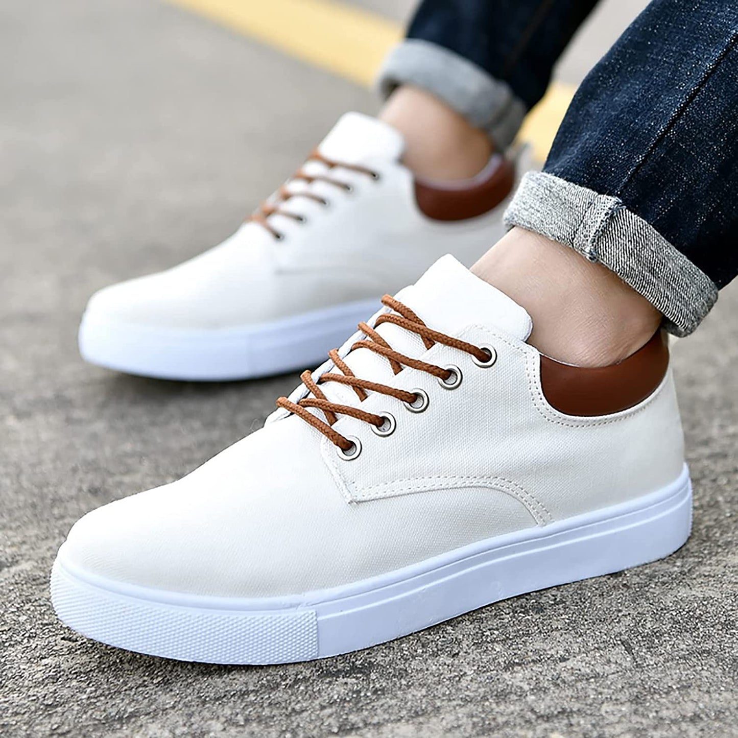 Magnus - Herren-Sneaker mit einer knackigen weißen Sohle
