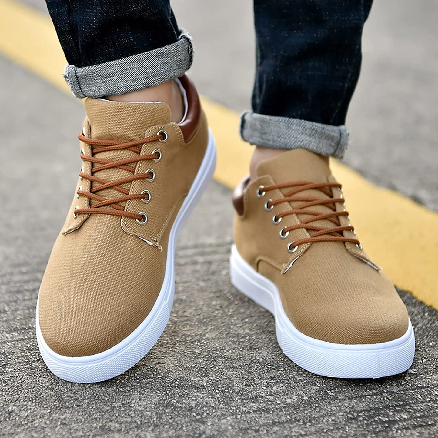 Magnus - Herren-Sneaker mit einer knackigen weißen Sohle